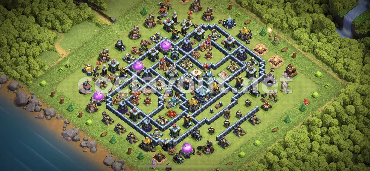 Fortaleix el Teu Poble amb la Base Híbrida TH13 – previsualització del disseny TH13
