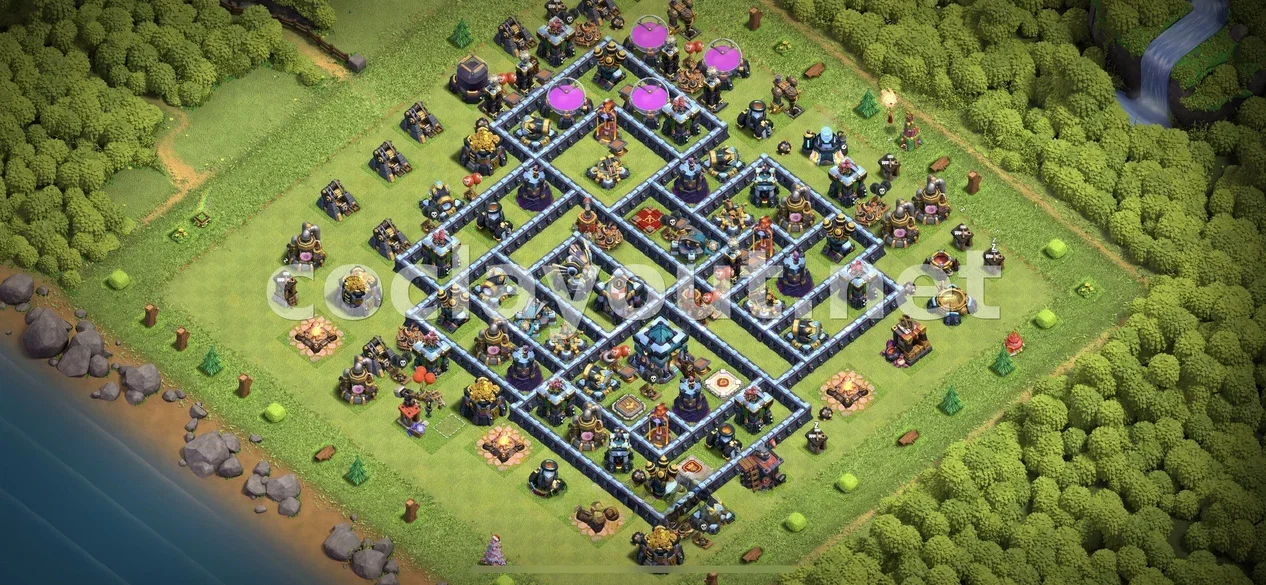 Base Híbrida TH13 per a una Defensa Forta – previsualització del disseny TH13